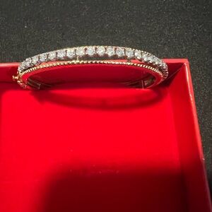 14K Yellow Gold diamond Bracelet apx 1.25 Weighs 17 Grams